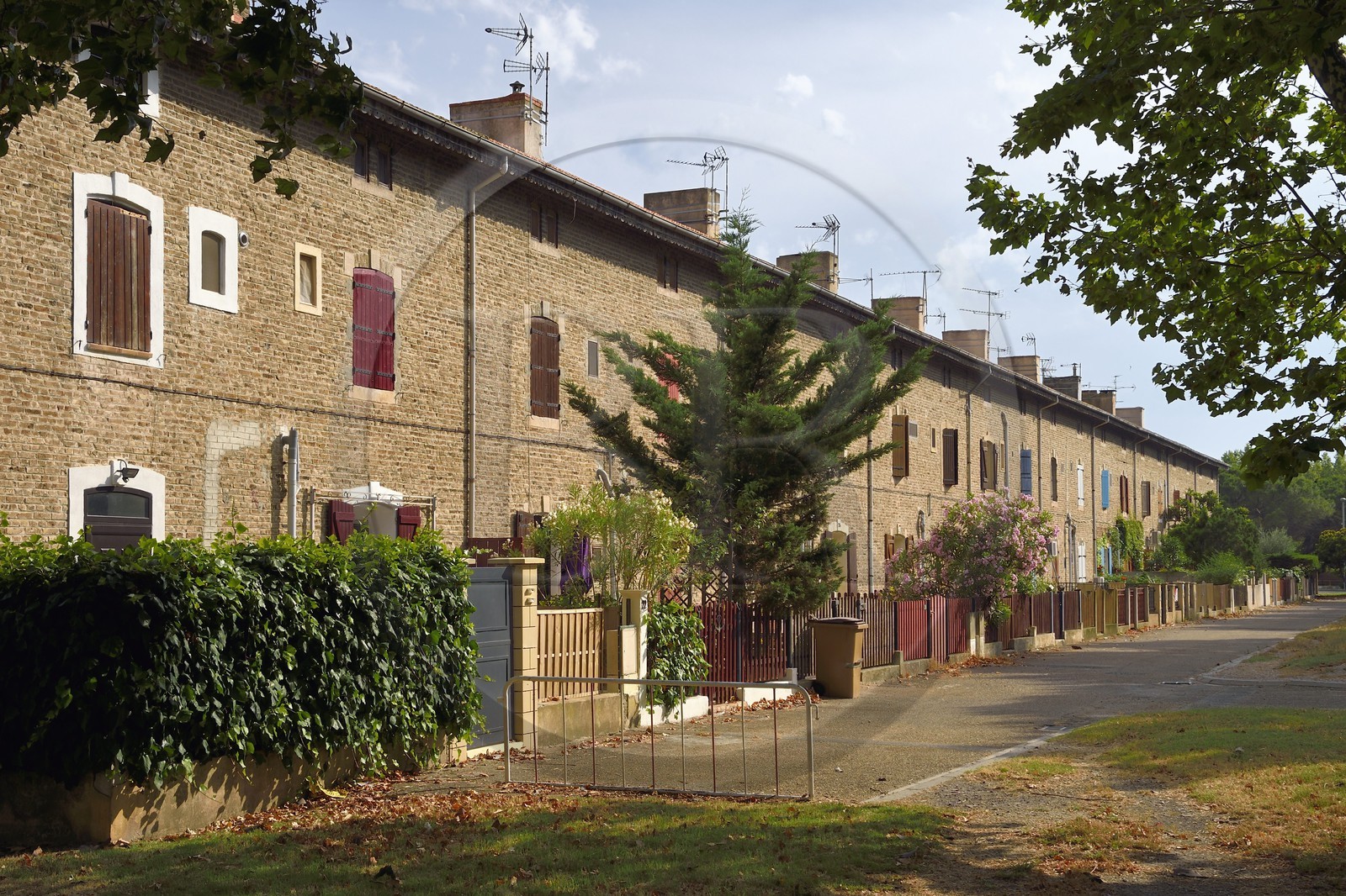 France, Bouches-du-Rhône (13), Camargue, Salin-de-Giraud, cité ouvrière de l'usine Solvay France, Bouches-du-Rhône (13), Camargue, Salin-de-Giraud, cité ouvrière de l'usine Solvay