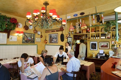 France, Rhone, Lyon, Restaurant bouchon lyonnais Daniel et Denise from the chef Joseph Viola, Meilleur Ouvrier de France (France’s Best Craftsman) 2004