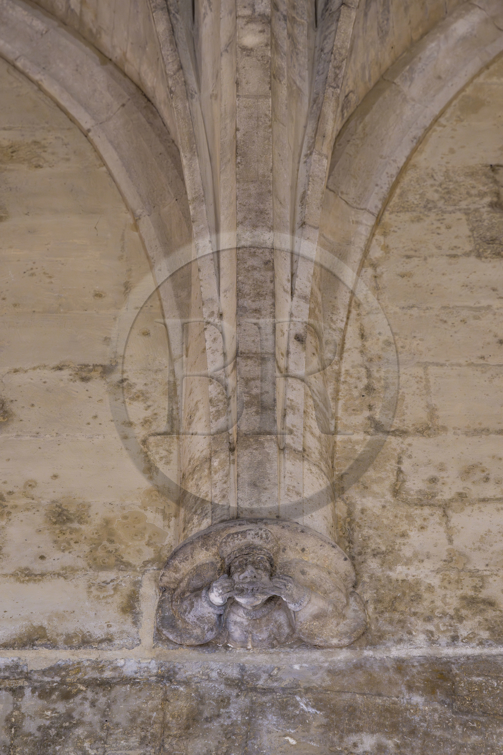 France, Bouches-du-Rhône (13), Tarascon, le chateau du roi René datant du XVe siècle, cul-de-lampe représentant un personnage grimacant dans la Grande Chambre France, Bouches-du-Rhône (13), Tarascon, le chateau du roi René datant du XVe siècle, cul-de-lampe représentant un personnage grimacant dans la Grande Chambre